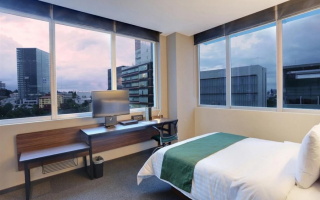 City Express Suites by Marriott Ciudad de México Santa Fe