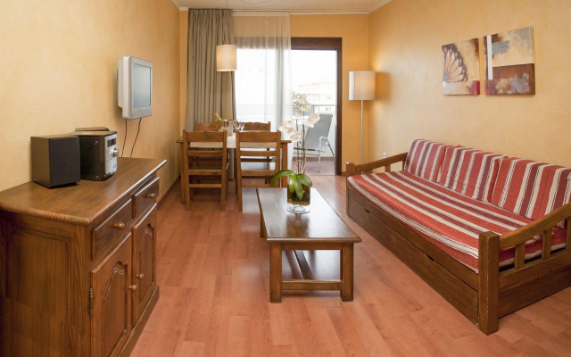Parot Apartments