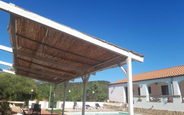 Hotel Valle del Cedrino