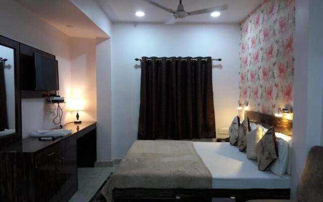 Goroomgo Kanha Inn Lucknow