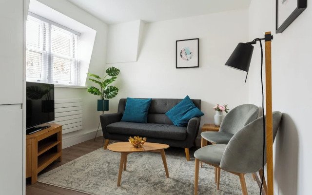 Flying Butler Victoria - Vincent Square/Bloomburg Street