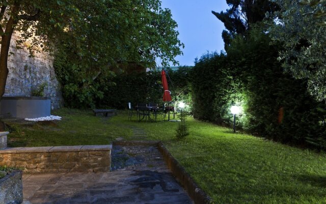 La Casa del Melograno