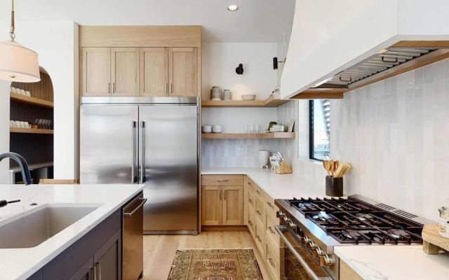 Golden Hour by RedAwning