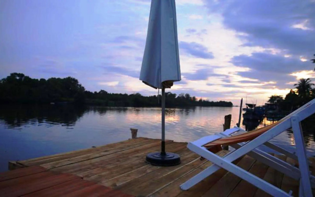 Dormstay Riverside Hostel Phu Quoc