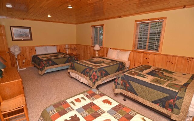 Pineview 3 Bedrooms 2 Bathrooms Condo