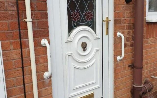 42 Beaumont Rise Rental - Worksop