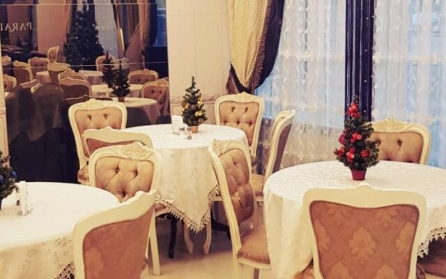 Paradise Hotel