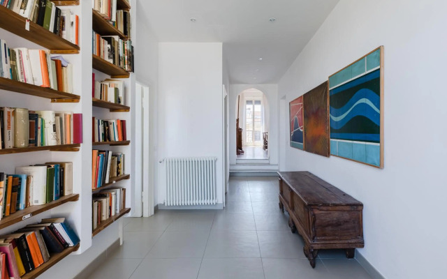 Elegante e classico attico con terrazzo privato vicino al Vaticano