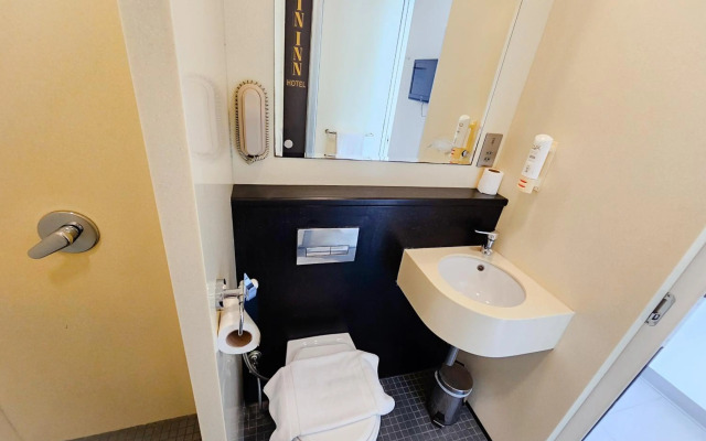 JOIN INN HOTEL Jebel Ali, Dubai ( formerly easyhotel )