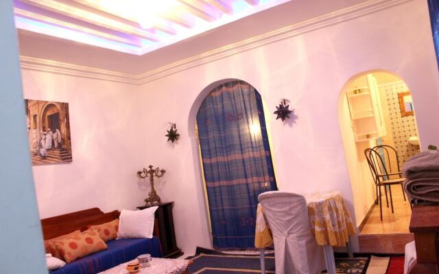 Apartment With 2 Bedrooms in Tunis, With Wifi - 4 km From the Beach