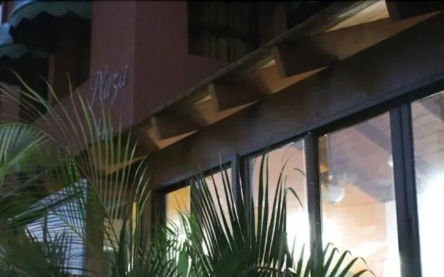 Hostal Plaza Yu