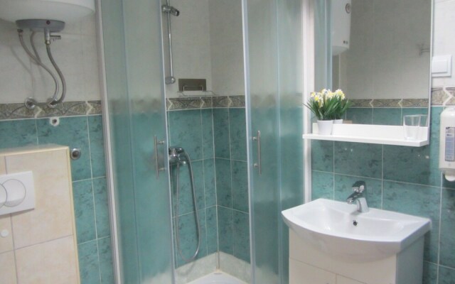 Rafailovicimore Apartments
