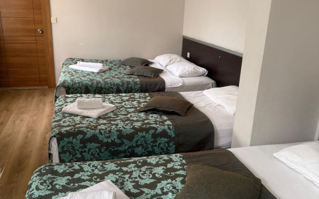 Hotel Gold Stone
