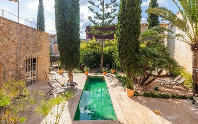 Yartan Boutique Hotel
