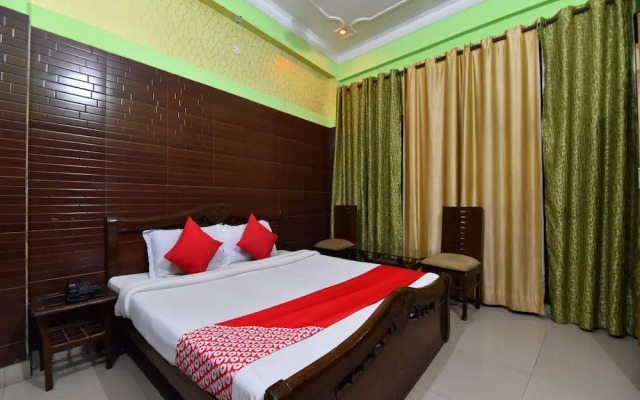 OYO 28146 Hotel Virsa