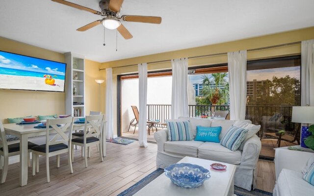 Midnight Cove II Bldg 7: Top Floor With Views