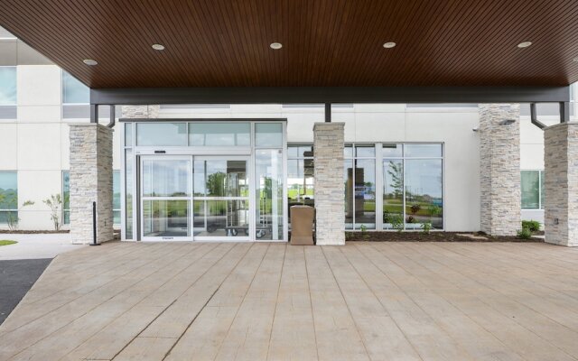 Holiday Inn Express And Suites Bourbonnais East - Bradley, an IHG Hotel