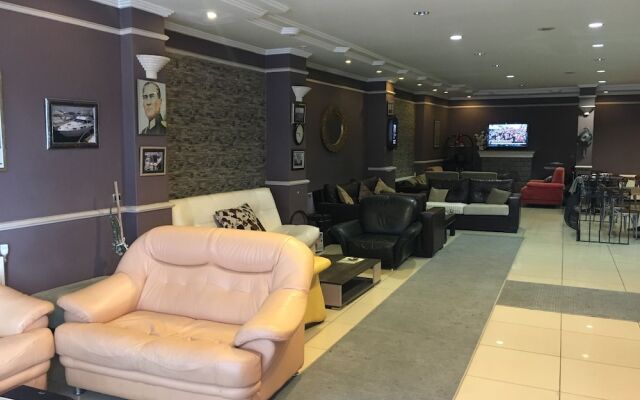 Taç Home