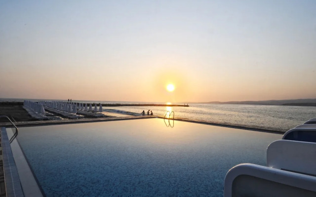 Island Resort