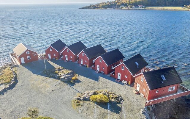 6 Person Holiday Home in Brekstad