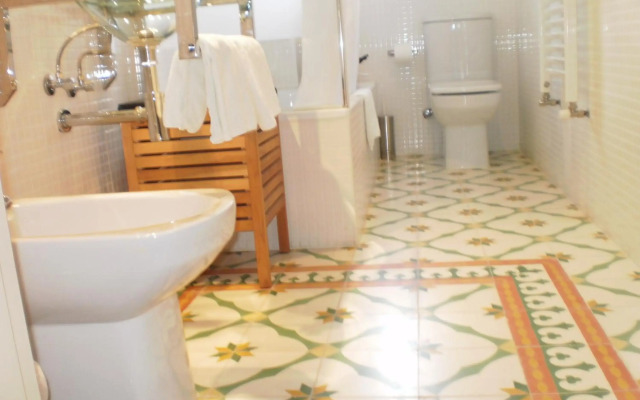 Hotel Santa Coloma del Camino