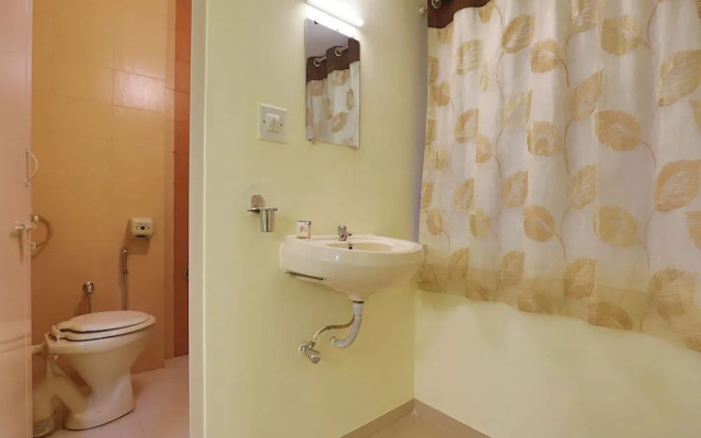 OYO 2178 Vibrant Residency