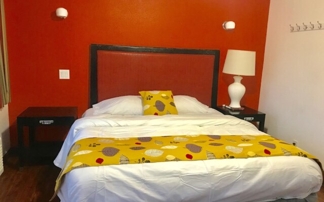 Norwalk Inn & Suites