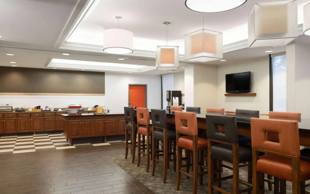 Hampton Inn St. Louis-Airport