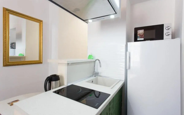 Pushkinskaya "Wine palette"