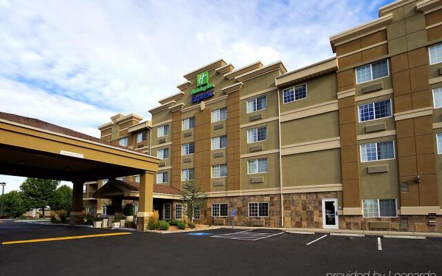 Holiday Inn Express - Layton, an IHG Hotel