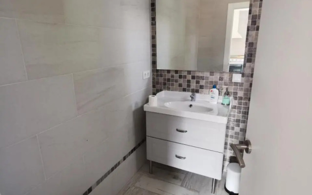 Apartamento con terreno privado - a 800m de Playa Poniente