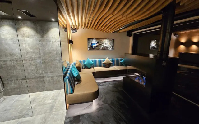 Lush Chalet in Zillertal Near Ski-lift