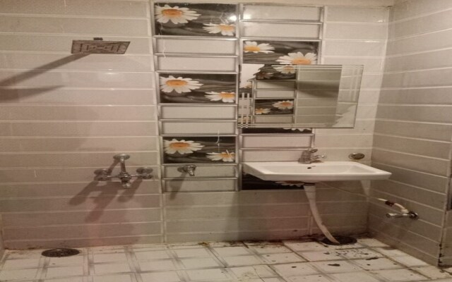 Hotel S R Lucknow