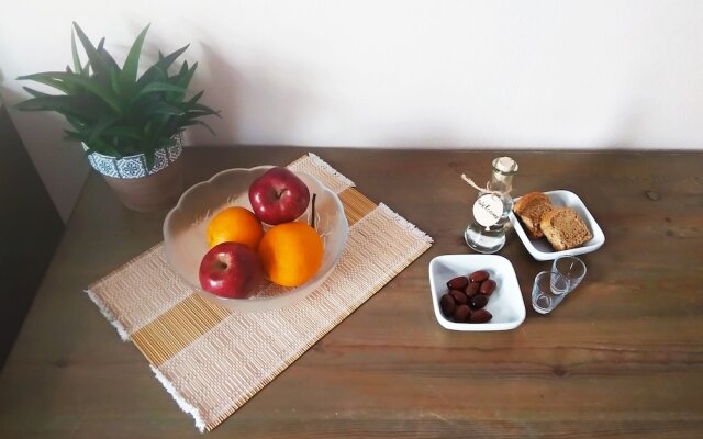 Relax Studios & Apartments