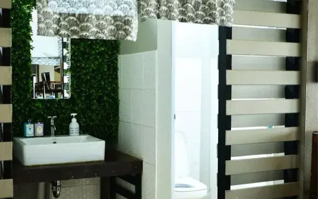 Goodfellas Thong Lo Hostel