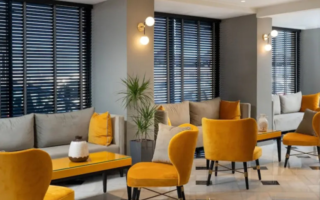 Pantheon City Hotel