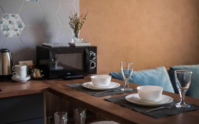 Country House Apartments on Primorsky Boulevard 57