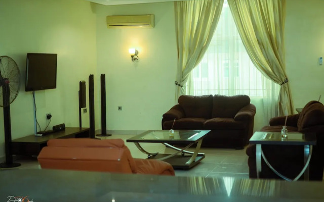 Montrose Apartment Asaba