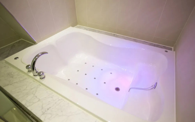 SG Hotel