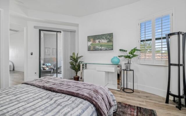 Villa Grayhawk 3 Bedroom Townhouse by RedAwning