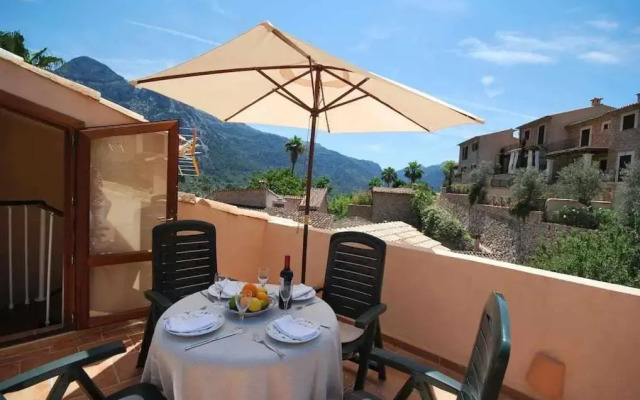 Cosy Charming house w Roof Terrace wviews