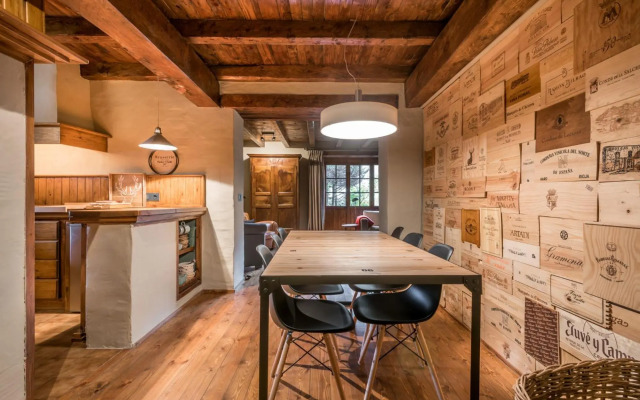 Casa Es Pletieus by Totiaran