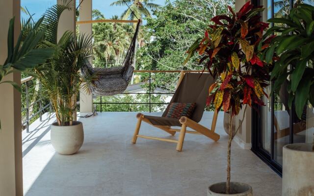 Coconuts Beach House