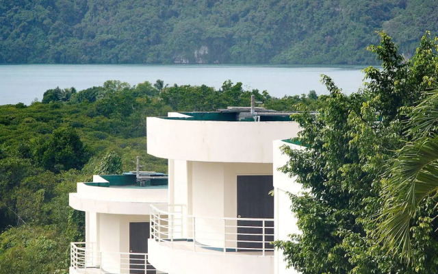 Papago International Resort Palau
