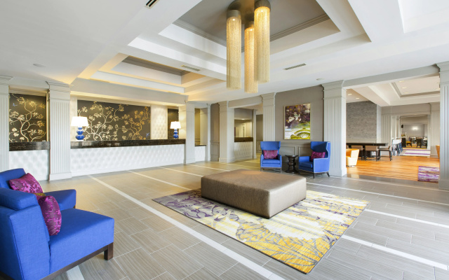 DoubleTree by Hilton Hotel Savannah Historic District