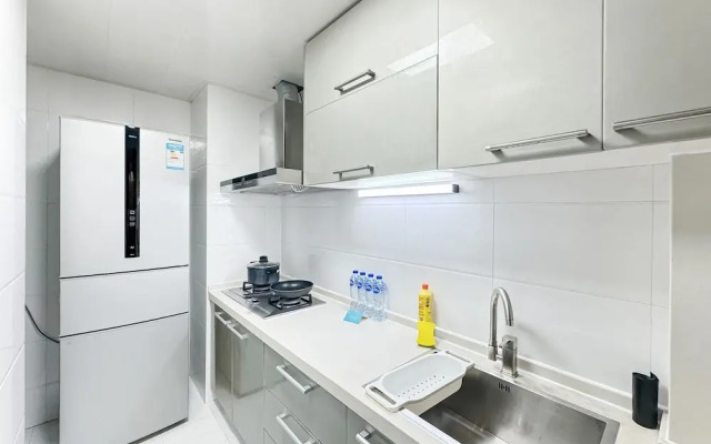 Tyms 2BR  with Kitchen Line2