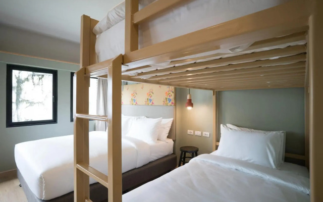 The Blanket Hotel