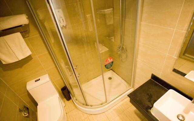 GreenTree Inn JiNing YanZhou JiuZhou FangYuan Hotel