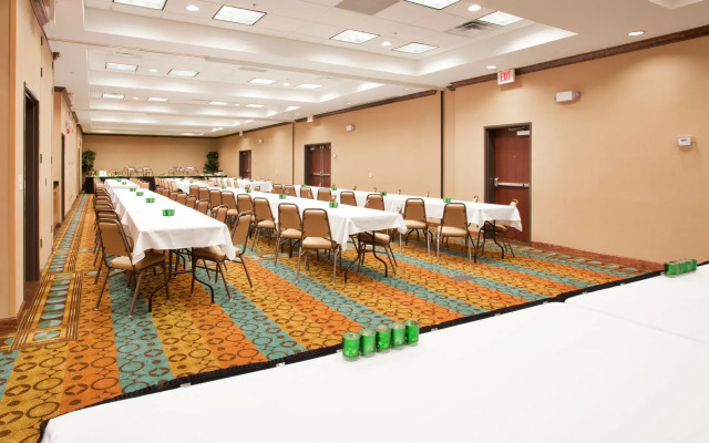 Holiday Inn Columbia East by IHG