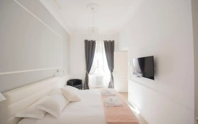 Vatican Beautiful 2Br Apartment